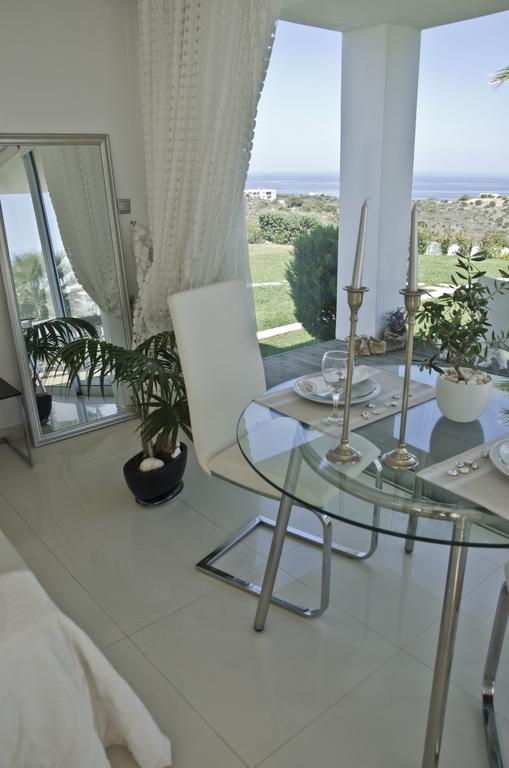 Reveli Estate Villa Kalathas Buitenkant foto