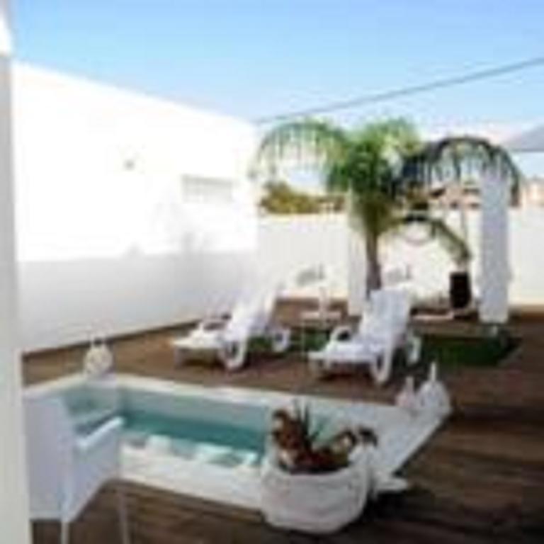 Reveli Estate Villa Kalathas Buitenkant foto